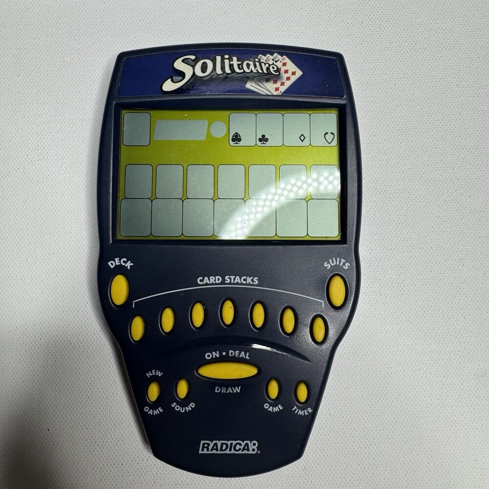 VTG Radica SOLITAIRE Handheld Game 1999 Klondike Scoring Big Screen TESTED WORKS
